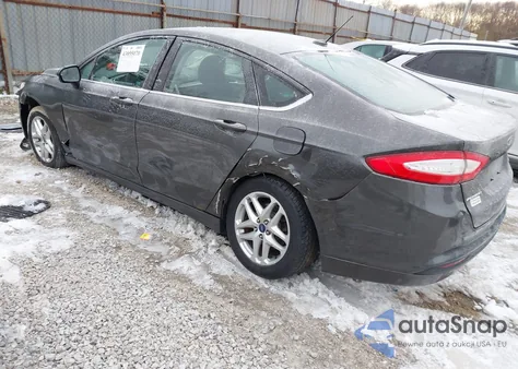 2015 Ford Fusion Se z USA, uszkodzony, nr VIN 1FA6P0H79F5127810